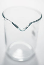 Carregar imagem no visualizador da galeria, copo medidor BECKER | vidro graduado